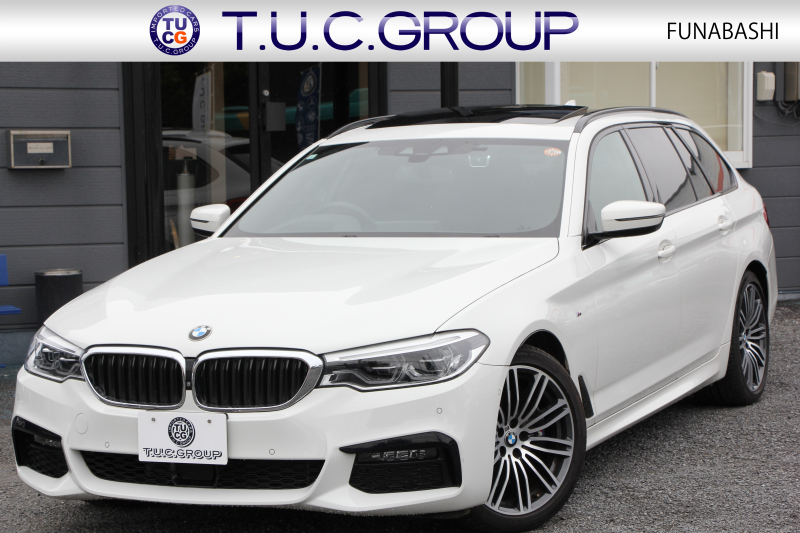 BMW 5シリーズ 530i ﾂｰﾘﾝｸﾞMｽﾎﾟｰﾂ ｾﾚｸﾄP 1ｵｰﾅ 型式変更後｢ABA-JT20｣ 252馬力 ﾊﾟﾉﾗﾏｻﾝﾙｰﾌ ﾊｰﾏﾝｶｰﾄﾞﾝ 4ｿﾞｰﾝｴｱｺﾝ 全席ﾋｰﾀｰ黒革 HUD 追従ACC ｽﾃｱﾘﾝｸﾞｻﾎﾟｰﾄ 変更後全面液晶ﾒｰﾀｰ ﾀｯﾁ画面HDDﾅﾋﾞTV 360度ｶﾒﾗ 2年保証