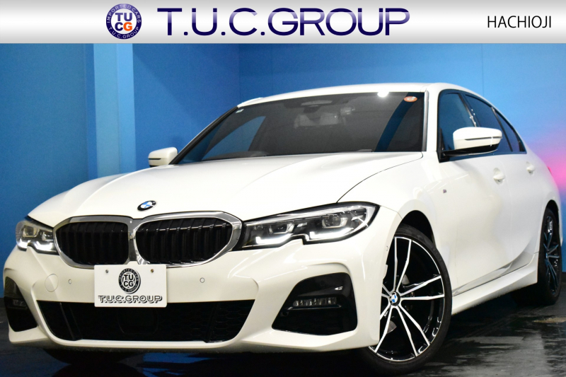 BMW 3シリーズ 320i Mｽﾎﾟｰﾂ ﾃﾞﾋﾞｭｰ&ｺﾝﾌｫｰﾄP ﾋｰﾀｰ付黒革 19AW 電動ﾄﾗﾝｸ 追従ACC LEDﾍｯﾄﾞﾗｲﾄ ﾗｲﾌﾞｺｯｸﾋﾟｯﾄﾀｯﾁﾊﾟﾈﾙﾅﾋﾞBｶﾒﾗPｱｼｽﾄ ｱｯﾌﾟﾙｶｰﾌﾟﾚｲ 側面衝突&車線変更&逸脱警告 液晶ﾒｰﾀｰ ｳｯﾄﾞｲﾝﾃﾘｱ HiFiｽﾋﾟｰｶｰ 2年保証