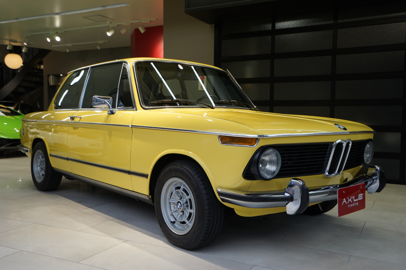 BMW 2002 後期型　キャブ　ディーラー車　AT　CAMPAGNOLOホイール