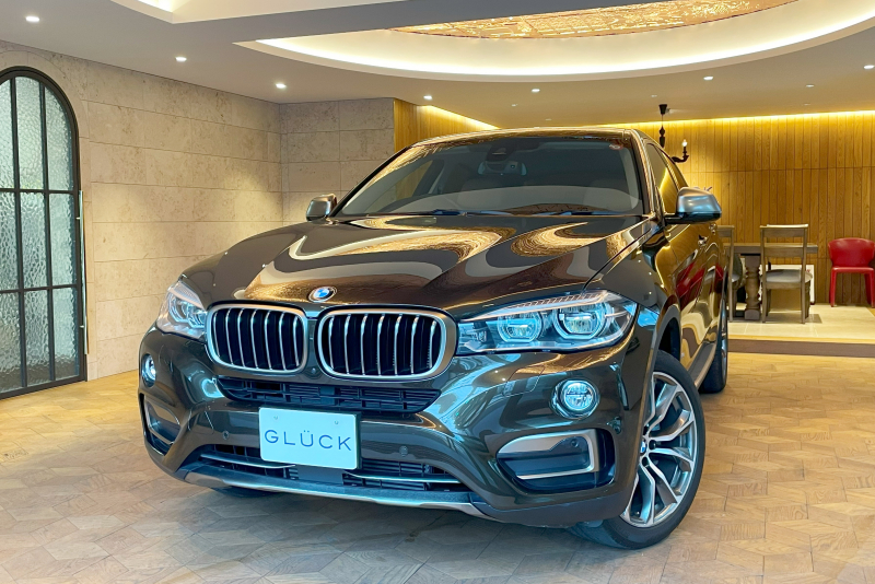 BMW X6 xDrive35i 4WD　デザインピュアエクストラヴァガンス ツートンレザー 20インチアルミ レーダークルーズ 被害軽減ブレーキ パワーテールゲート コンフォートアクセス