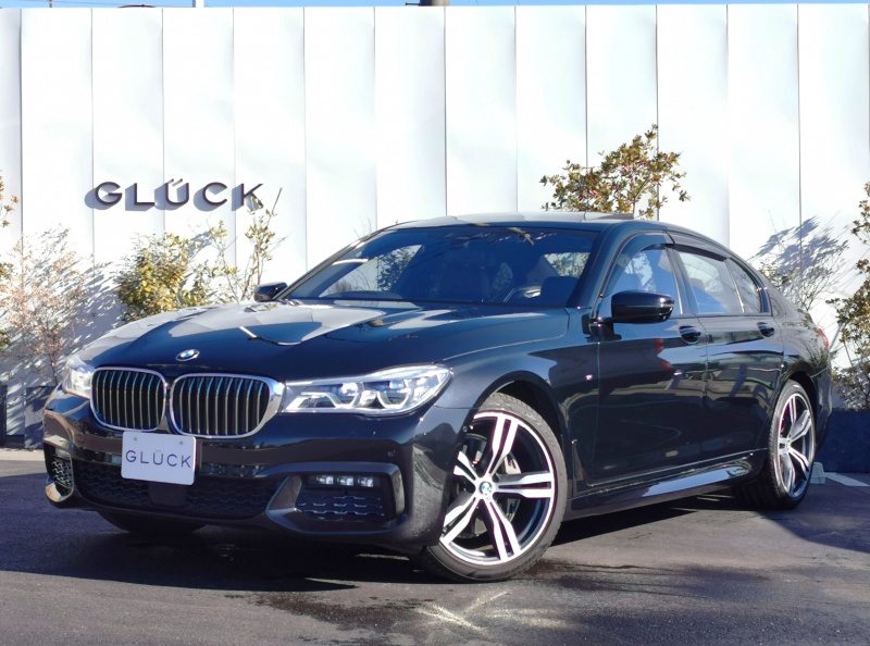 BMW 7シリーズ 740i Mスポーツ 電動サンルーフ HUD ACC 20インチAW 禁煙 ヒーター/ベンチレーション 360°カメラ Harman/kardon ワイヤレスチャージ ディスプレイキー ソフトクローズ 電動リッド　LEDライト レーンアシスト ブラインドスポット